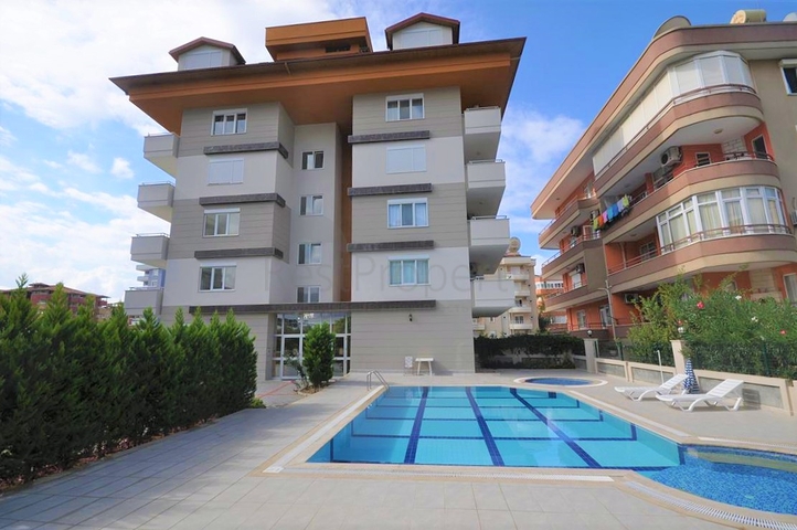 2+1 Penthouse mit Bergblick im Stadtteil Tosmur