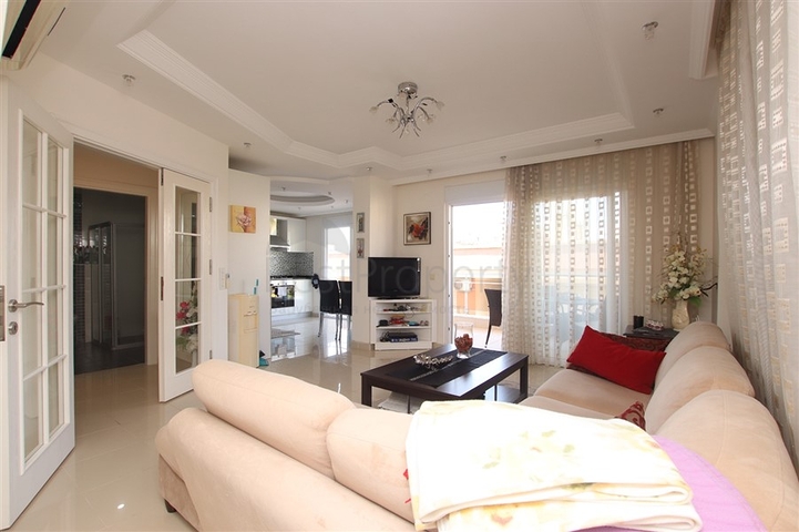 2+1 Penthouse mit Bergblick im Stadtteil Tosmur