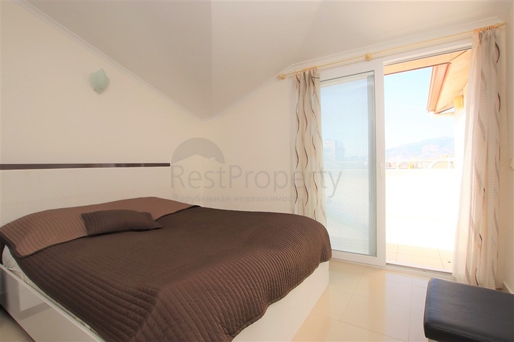 2+1 Penthouse mit Bergblick im Stadtteil Tosmur