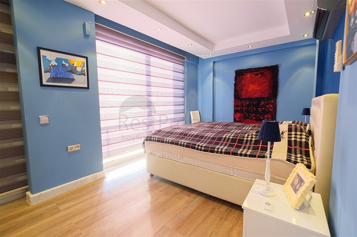 4+1 Villa mit atemberaubender Aussicht und Pool