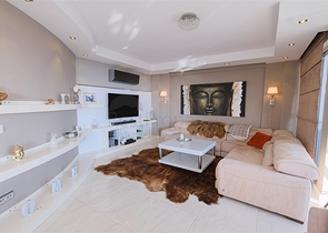 4+1 Villa mit atemberaubender Aussicht und Pool