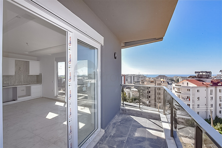 Zweizimmerwohnung mit Panoramablick in Avsallar