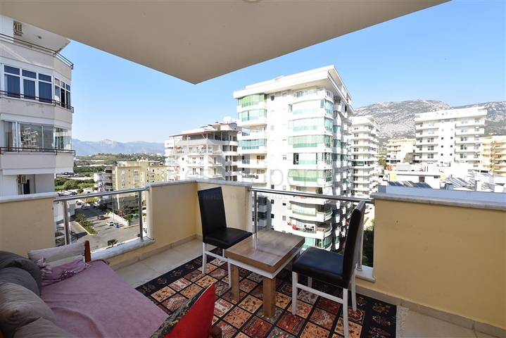 Geräumige 2+1 Wohnung im Stadtteil Mahmutlar