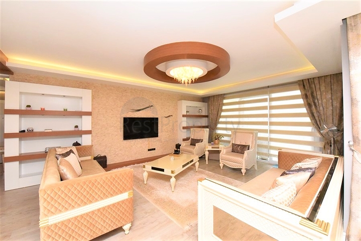 Penthouse 3+1 im Bezirk Oba 