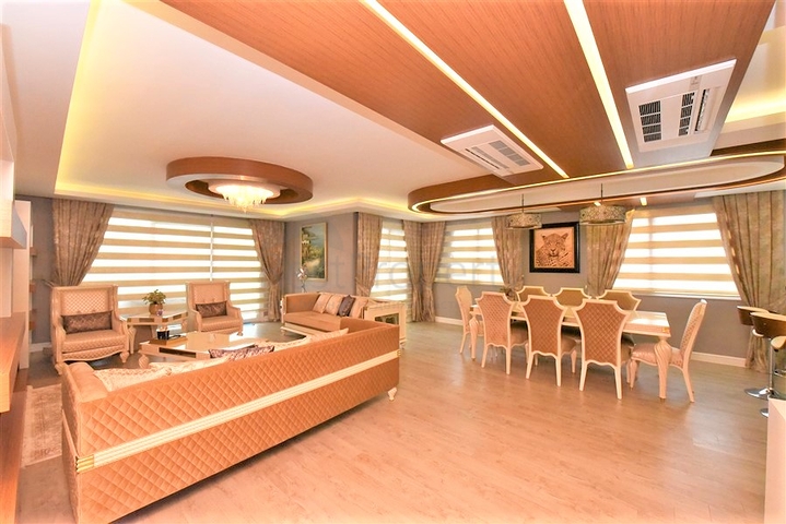 Penthouse 3+1 im Bezirk Oba 