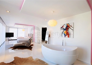 Schicke 4+1-Villa mit neuen Möbeln im modernen Stil 