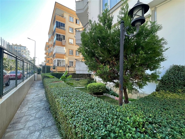 Geräumige 2+1-Wohnung im Stadtteil Oba