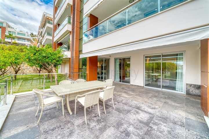 Geräumiges 3+1 Apartment im Stadtteil Djikcilli