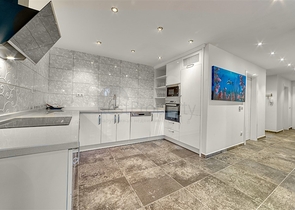 Geräumiges 3+1 Apartment im Stadtteil Djikcilli