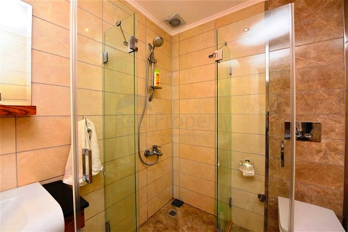 Penthouse im Stadtteil Djikcilli mit der Möglichkeit, die türkische Staatsbürgerschaft zu erhalten