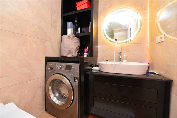 Penthouse im Stadtteil Djikcilli mit der Möglichkeit, die türkische Staatsbürgerschaft zu erhalten