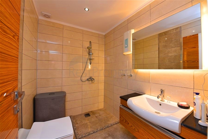 Penthouse im Stadtteil Djikcilli mit der Möglichkeit, die türkische Staatsbürgerschaft zu erhalten