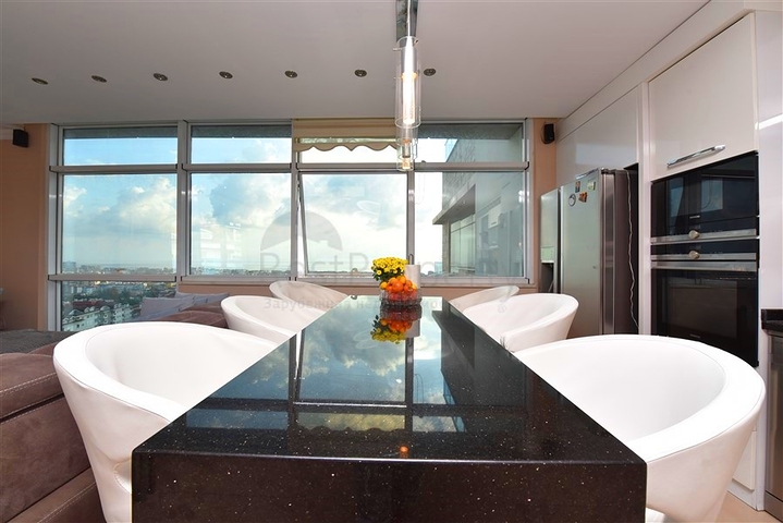 Penthouse im Stadtteil Djikcilli mit der Möglichkeit, die türkische Staatsbürgerschaft zu erhalten