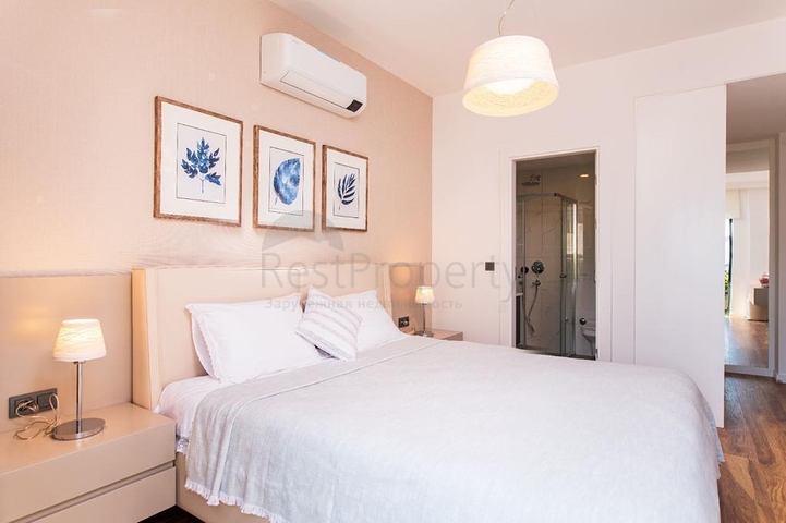 Ein Komplex von Residenzen und Villen in malerischer Lage im Stadtteil Gümüslük