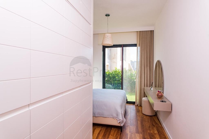 Ein Komplex von Residenzen und Villen in malerischer Lage im Stadtteil Gümüslük