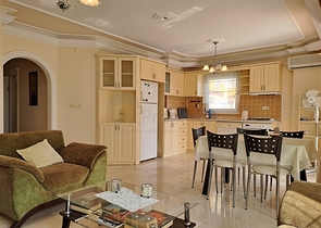 2+1 Wohnung im berühmten Stadtteil Mahmutlar