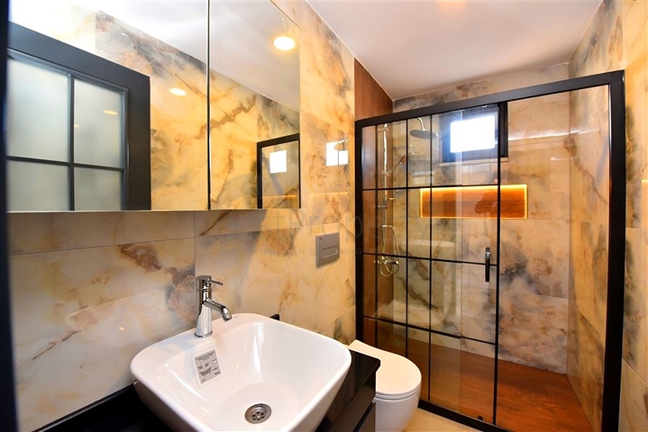 Penthouse in einem neuen Komplex mit Meerblick in der Nähe von Kleopatra Beach