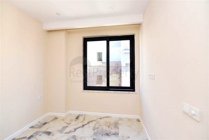 Penthouse in einem neuen Komplex mit Meerblick in der Nähe von Kleopatra Beach