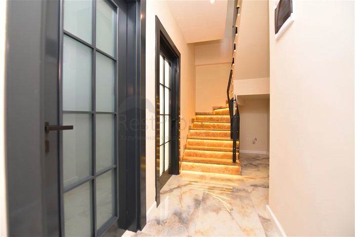 Penthouse in einem neuen Komplex mit Meerblick in der Nähe von Kleopatra Beach