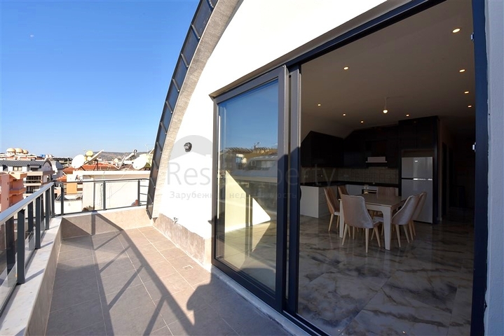 Penthouse in einem neuen Komplex mit Meerblick in der Nähe von Kleopatra Beach
