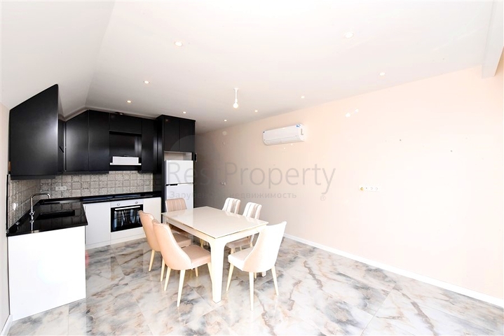 Penthouse in einem neuen Komplex mit Meerblick in der Nähe von Kleopatra Beach