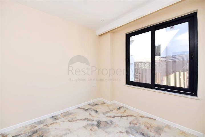 Penthouse in einem neuen Komplex mit Meerblick in der Nähe von Kleopatra Beach