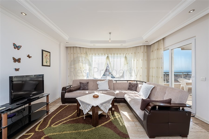 Möblierte 2+1-Wohnung in Dschikkilli