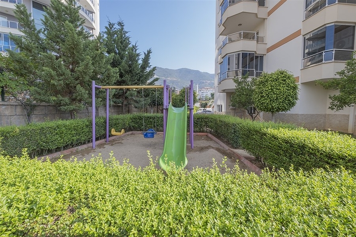 Möblierte 2+1-Wohnung in Dschikkilli