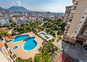 Möblierte 2+1-Wohnung in Dschikkilli