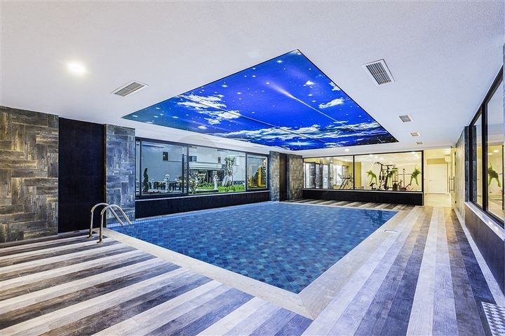 2+1 Wohnung in einem neuen Komplex im Stadtteil Kargicak