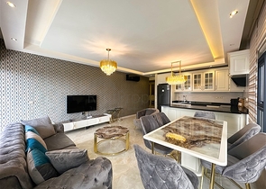 2+1 Wohnung in einem neuen Komplex im Stadtteil Kargicak