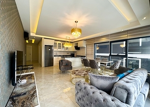 2+1 Wohnung in einem neuen Komplex im Stadtteil Kargicak