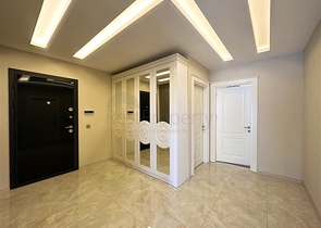 2+1 Wohnung in einem neuen Komplex im Stadtteil Kargicak