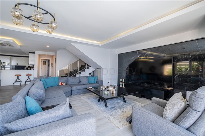 3+1 Villa mit Panoramablick in Kargicak