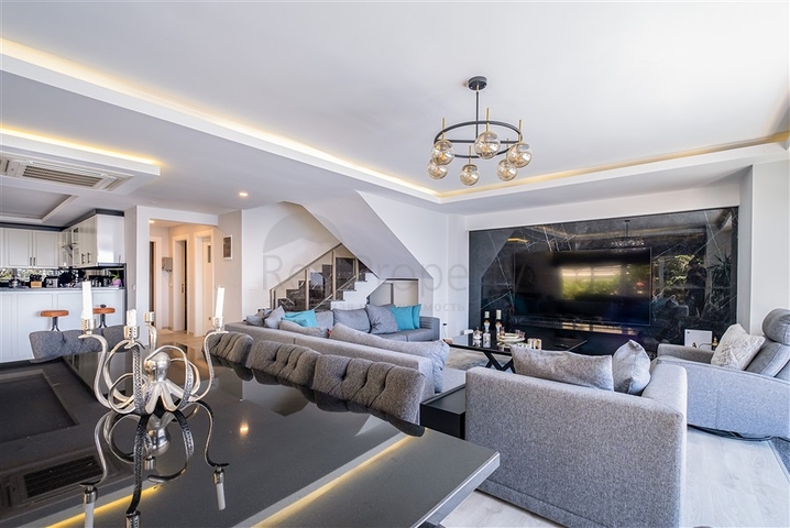 3+1 Villa mit Panoramablick in Kargicak