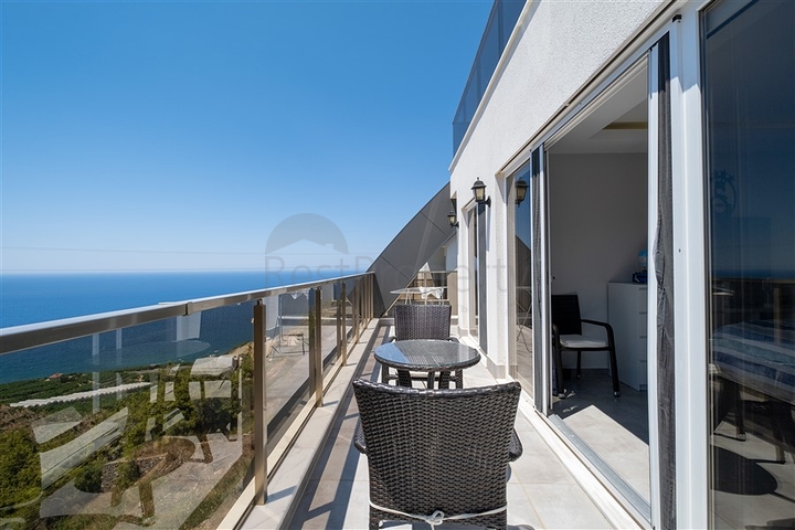 3+1 Villa mit Panoramablick in Kargicak