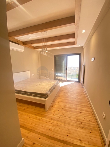 Freistehende 4+1 Villa mit Meer- und Stadtblick in der Bucht von Bordakci, Bodrum