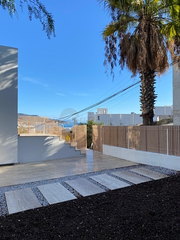 Freistehende 4+1 Villa mit Meer- und Stadtblick in der Bucht von Bordakci, Bodrum