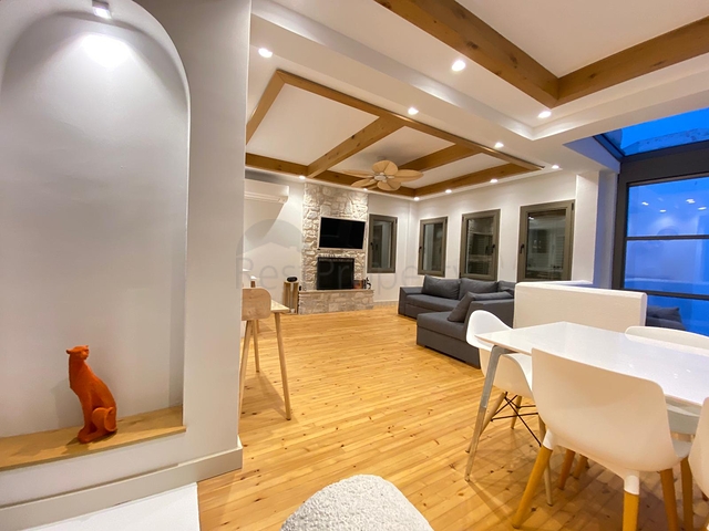 Freistehende 4+1 Villa mit Meer- und Stadtblick in der Bucht von Bordakci, Bodrum