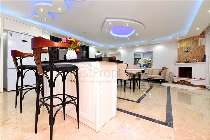 Möblierte Villa mit Panoramablick im Herzen von Alanya