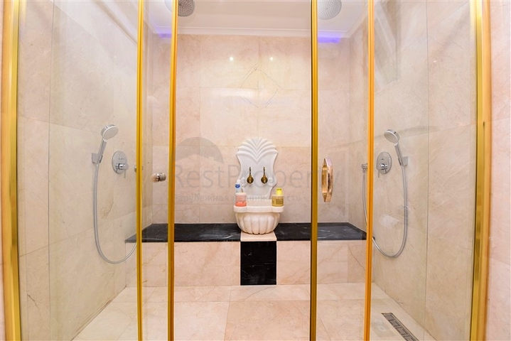 Möblierte Villa mit Panoramablick im Herzen von Alanya