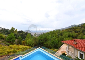 Möblierte Villa mit Panoramablick im Herzen von Alanya