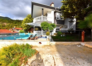 Möblierte Villa mit Panoramablick im Herzen von Alanya