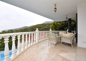 Möblierte Villa mit Panoramablick im Herzen von Alanya