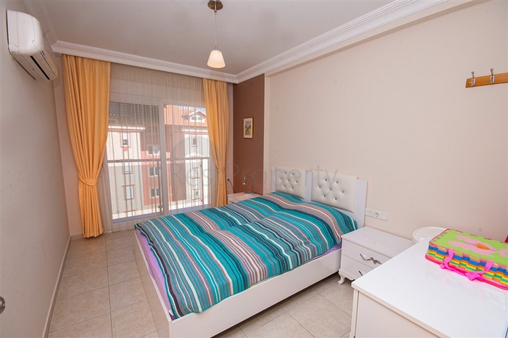 Möbliertes 4+1 Penthouse im Stadtteil Oba