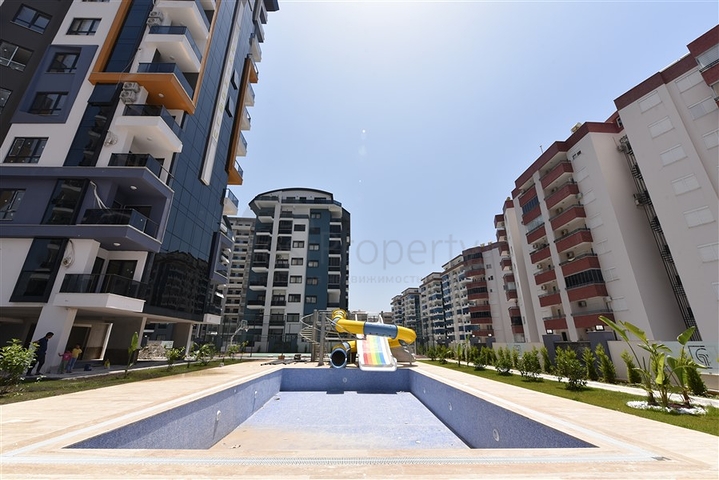 1+1 Apartment in einem modernen Komplex an der Mittelmeerküste  