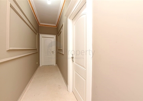 Schickes Haus mit eigenem Pool und Garten im Stadtteil Demirtas