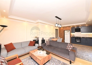 Geräumiges Penthouse mit 4+1 Grundriss in der Nähe von Oba