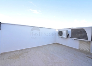 Geräumiges Penthouse mit 4+1 Grundriss in der Nähe von Oba