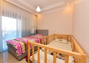 Geräumiges Penthouse mit 4+1 Grundriss in der Nähe von Oba